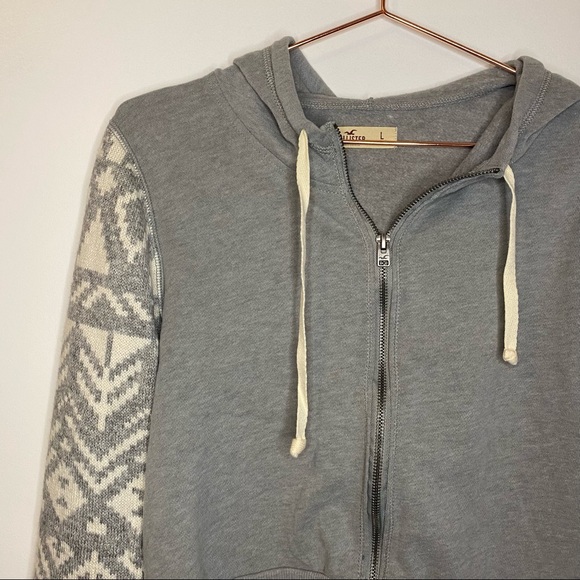 Hollister Cropped Jacket with Sweater Sleeve Detail size L - Picture 2 of 5